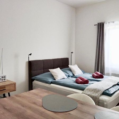 Air-Conditioned, Quiet Apartment - Center Of Sankt Poelten - Smart Tv Εξωτερικό φωτογραφία