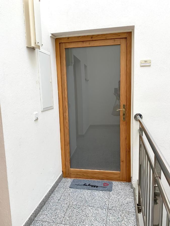 Air-Conditioned, Quiet Apartment - Center Of Sankt Poelten - Smart Tv Εξωτερικό φωτογραφία