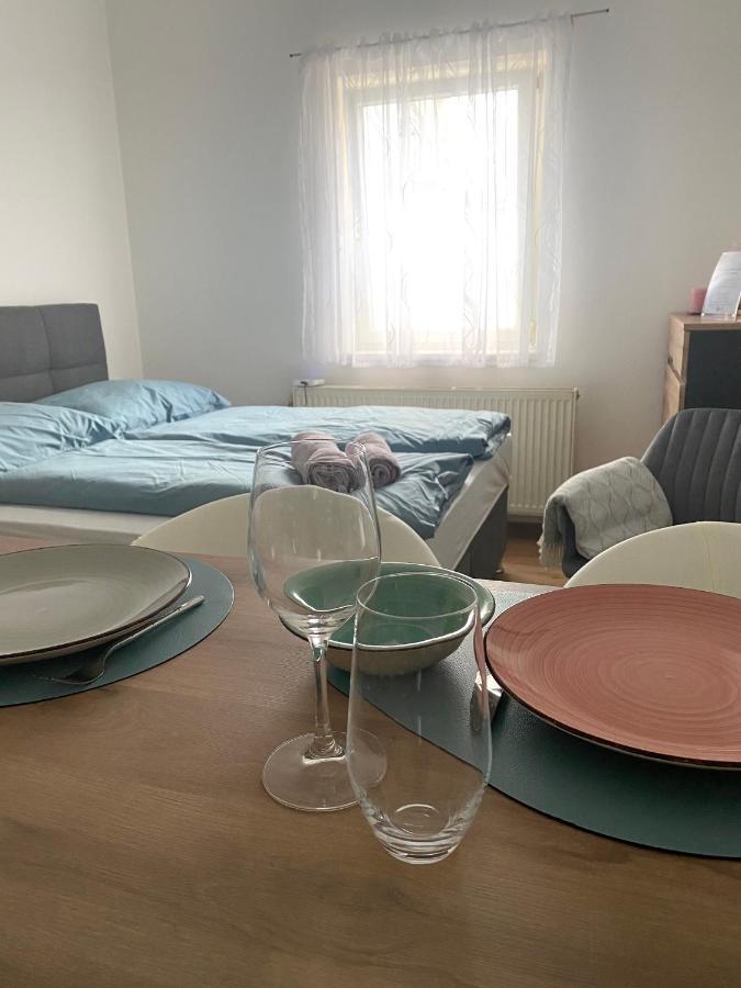 Air-Conditioned, Quiet Apartment - Center Of Sankt Poelten - Smart Tv Εξωτερικό φωτογραφία
