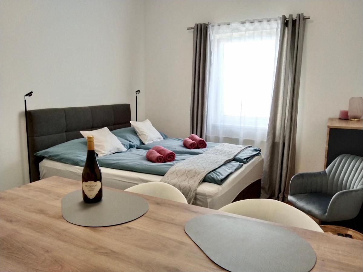 Air-Conditioned, Quiet Apartment - Center Of Sankt Poelten - Smart Tv Εξωτερικό φωτογραφία